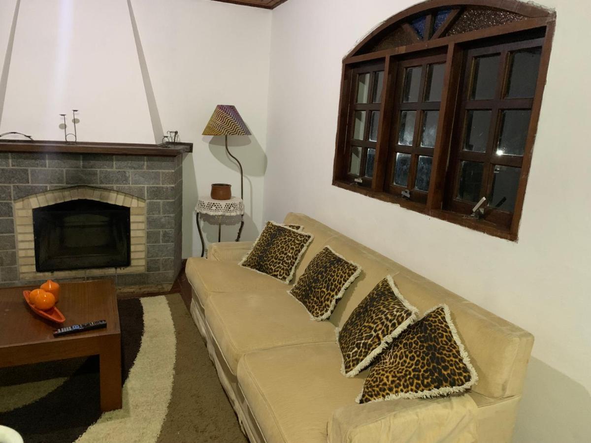 Casa de férias Chale Da Meg Campos do Jordão